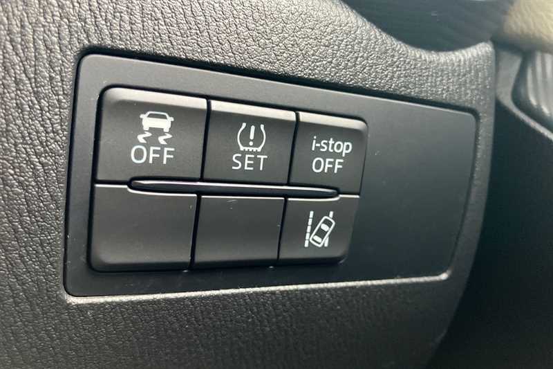 Used Mazda Mazda2 2015 for sale - 77855986: Photo 28