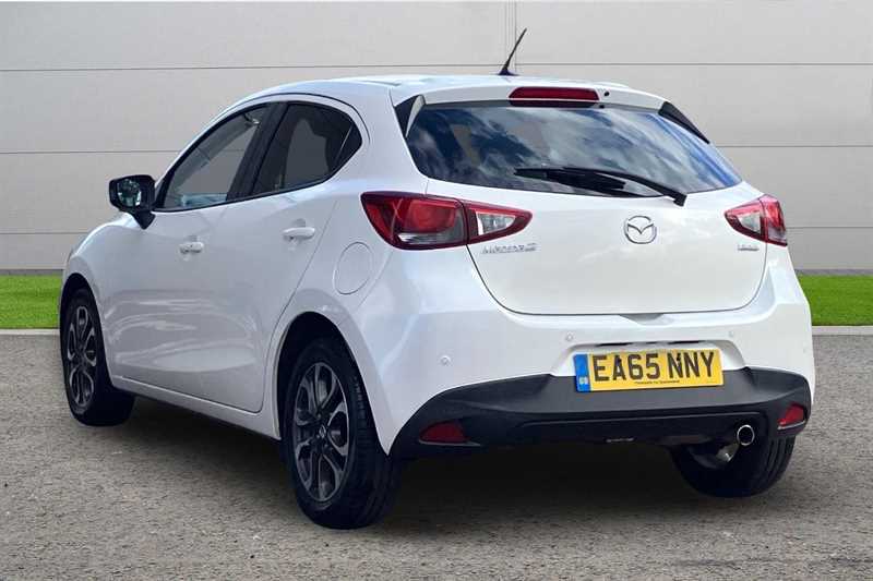 Used Mazda Mazda2 2015 for sale - 77855986: Photo 3