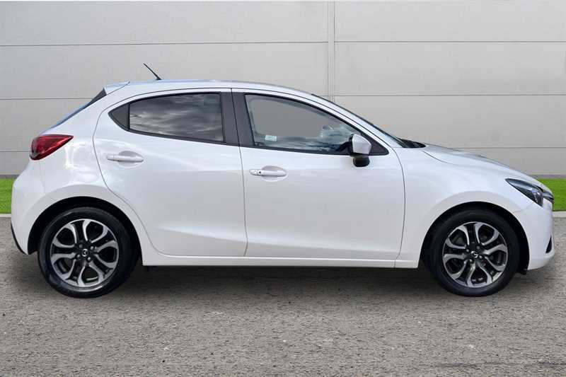 Used Mazda Mazda2 2015 for sale - 77855986: Photo 5