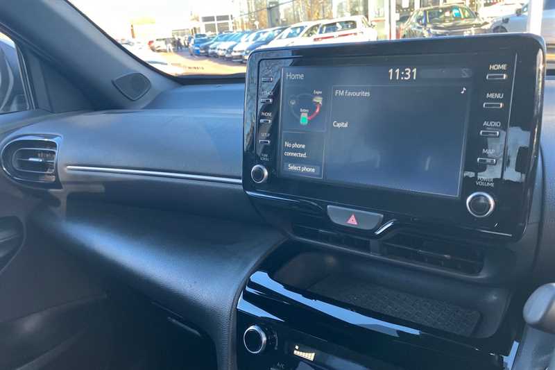 Used Toyota Yaris Cross 2023 for sale - 76705760: Photo 14