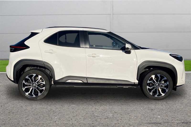 Used Toyota Yaris Cross 2023 for sale - 76705760: Photo 5