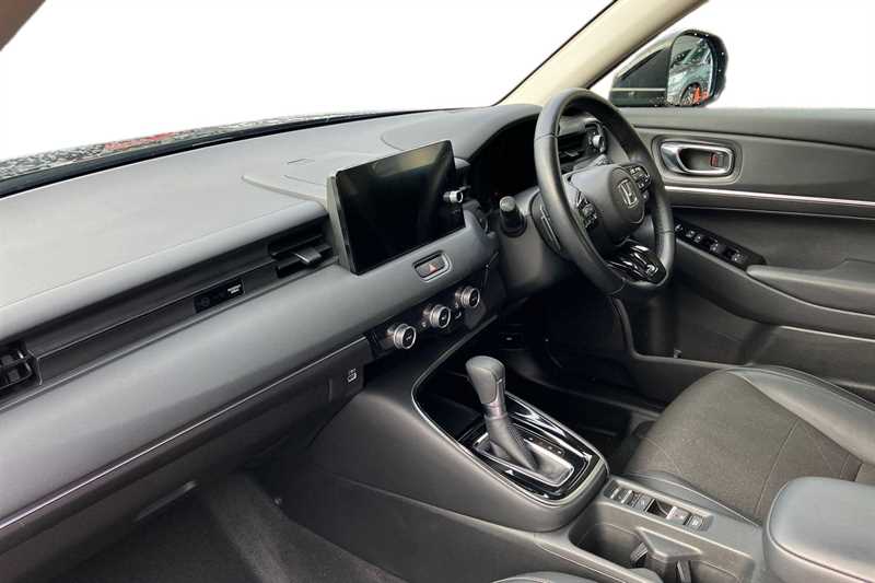 Used Honda HR-V 2022 for sale - 76328443: Photo 2