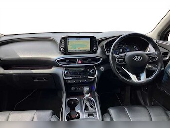 Used Hyundai Santa Fe 2018 for sale - 78799240: Photo