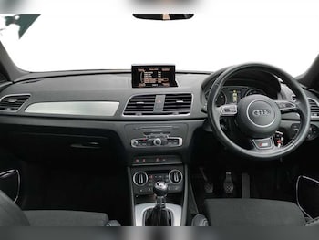 Used Audi Q3 2017 for sale - 77552545: Photo