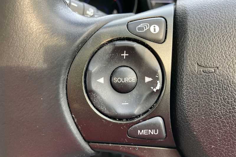 Used Honda Civic 2013 for sale - 77996825: Photo 16