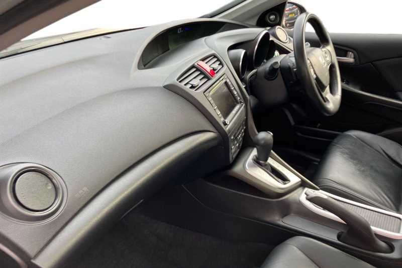 Used Honda Civic 2013 for sale - 77996825: Photo 2