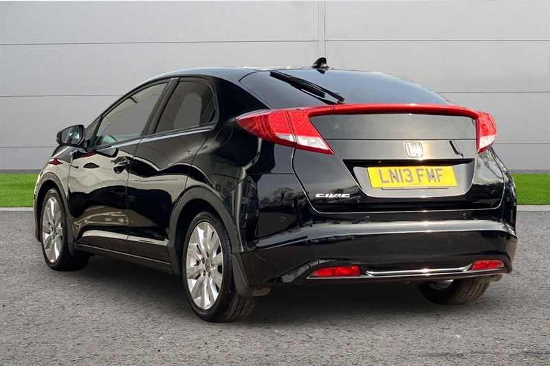 Used Honda Civic 2013 for sale - 77996825: Photo 3