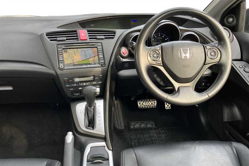 Used Honda Civic 2013 for sale - 77996825: Photo 4