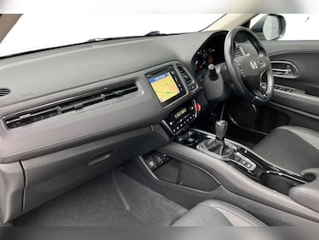 Used Honda HR-V 2020 for sale - 77281258: Photo