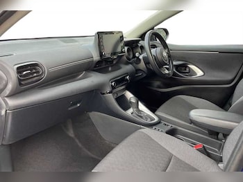 Used Toyota Yaris 2022 for sale - 76191270: Photo