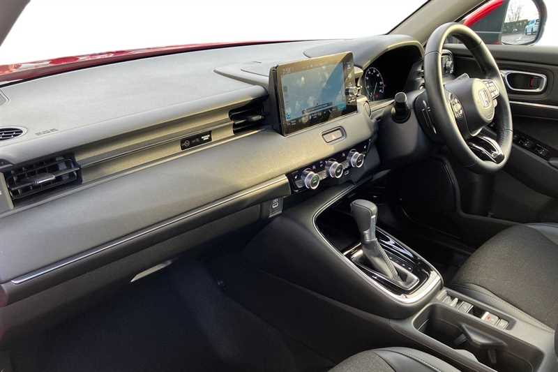 Used Honda HR-V 2023 for sale - 76954632: Photo 2