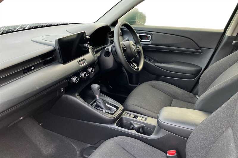 Used Honda HR-V 2022 for sale - 76587209: Photo 2