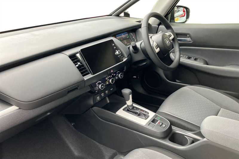 Used Honda Jazz 2025 for sale - 76842353: Photo 2