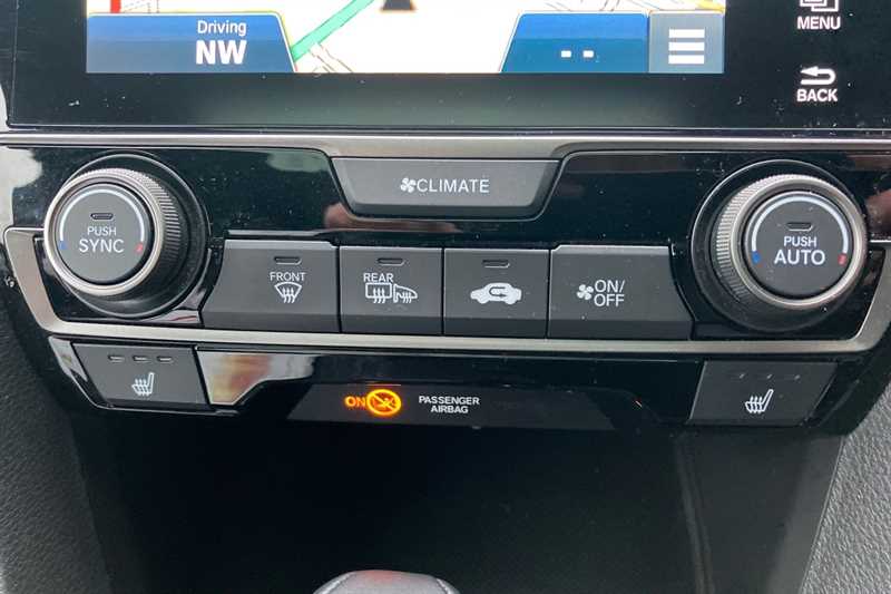 Used Honda Civic 2018 for sale - 76773593: Photo 15