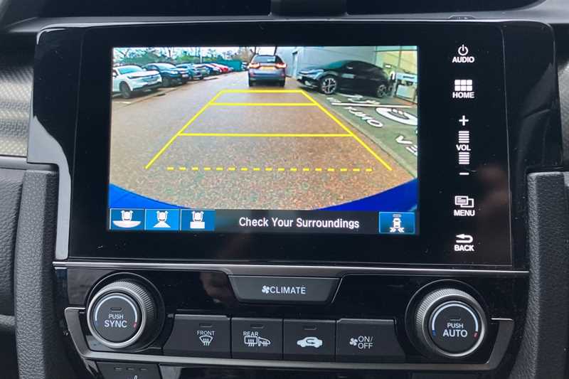 Used Honda Civic 2018 for sale - 76773593: Photo 20