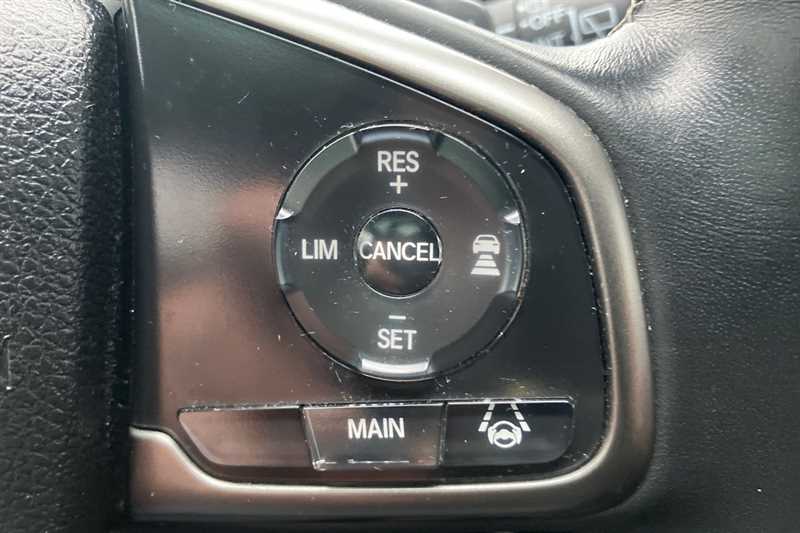 Used Honda Civic 2018 for sale - 76773593: Photo 21