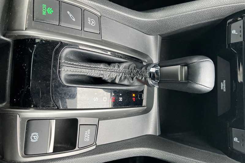 Used Honda Civic 2018 for sale - 76773593: Photo 24