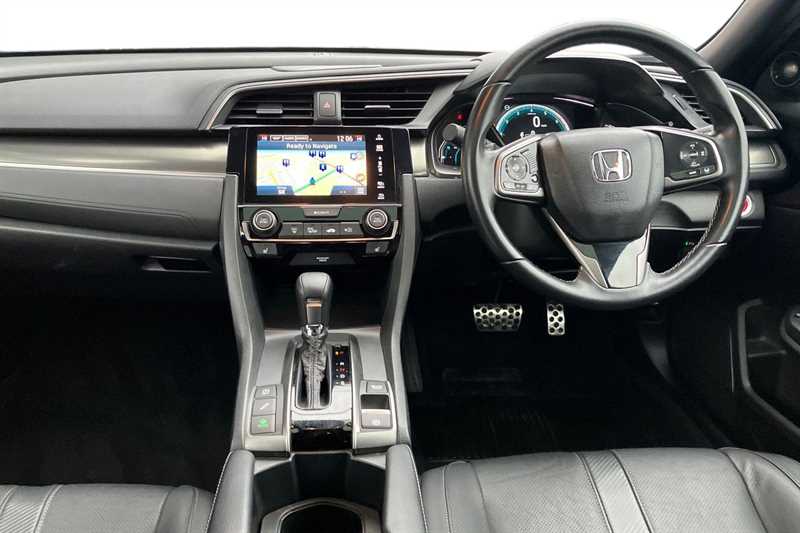 Used Honda Civic 2018 for sale - 76773593: Photo 4