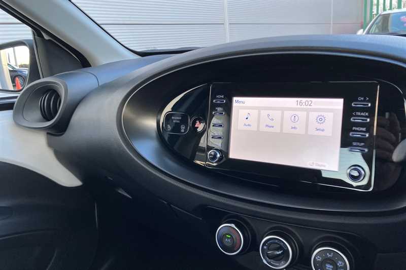 Used Toyota Aygo X 2023 for sale - 77428427: Photo 15