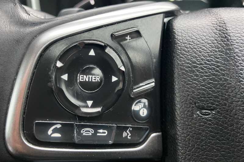 Used Honda CR-V 2018 for sale - 76804370: Photo 16