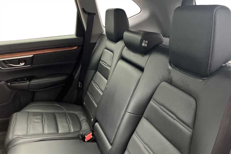 Used Honda CR-V 2018 for sale - 76804370: Photo 8