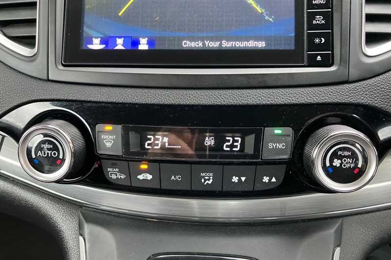 Used Honda CR-V 2018 for sale - 76705937: Photo 15