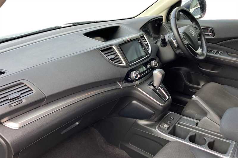 Used Honda CR-V 2018 for sale - 76705937: Photo 2