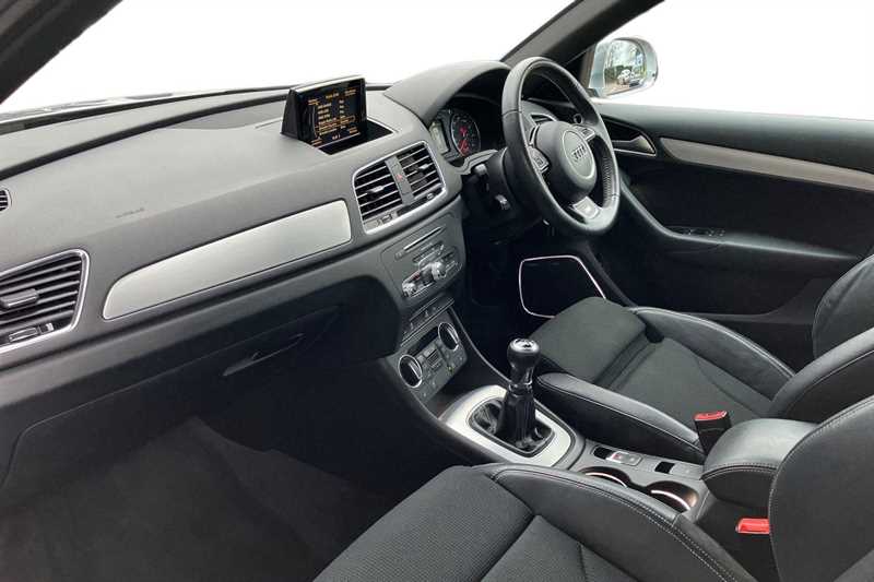 Used Audi Q3 2017 for sale - 77685925: Photo 2