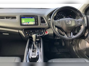 Used Honda HR-V 2018 for sale - 76501665: Photo