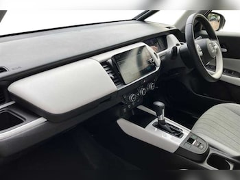 Used Honda Jazz 2021 for sale - 76191278: Photo 2