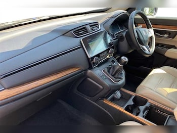 Used Honda CR-V 2019 for sale - 79122355: Photo
