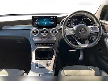 Used Mercedes-Benz GLC 2019 for sale - 79488369: Photo