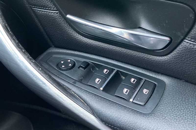 Used BMW 3 Series 2016 for sale - 76339004: Photo 18