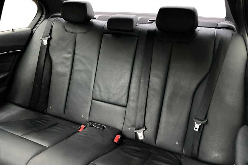 Used BMW 3 Series 2016 for sale - 76339004: Photo 8