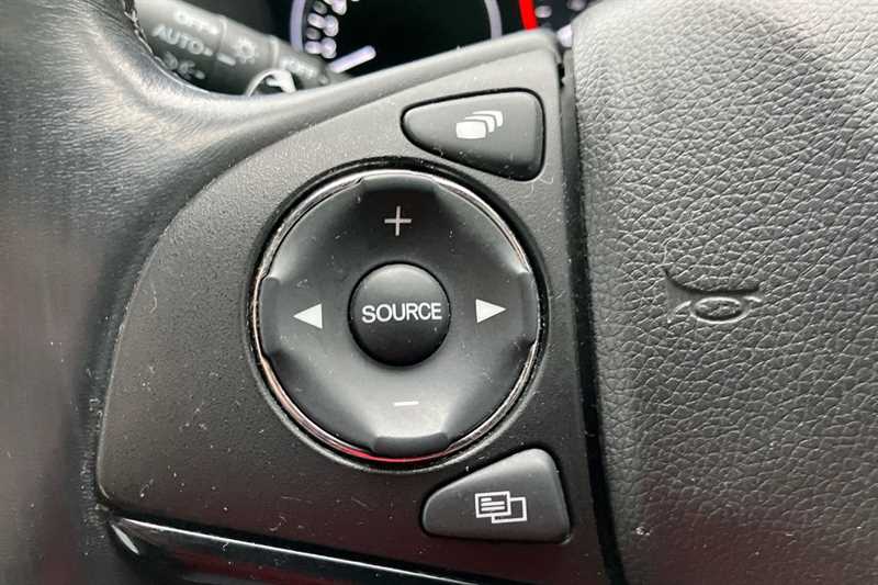 Used Honda HR-V 2020 for sale - 77648307: Photo 16