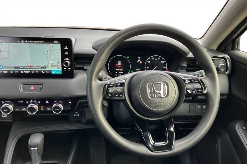 Used Honda HR-V 2023 for sale - 76523702: Photo 13