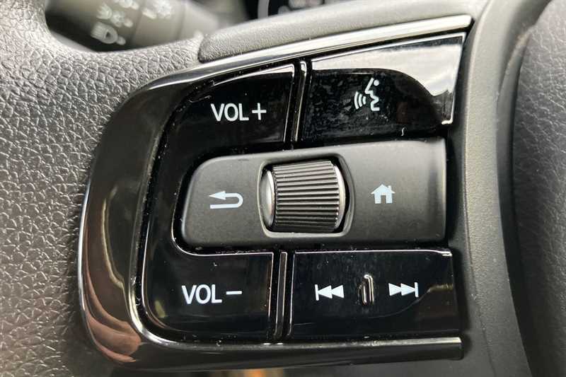 Used Honda HR-V 2023 for sale - 76523702: Photo 16