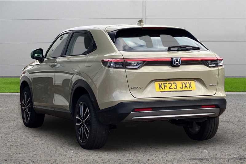 Used Honda HR-V 2023 for sale - 76523702: Photo 3