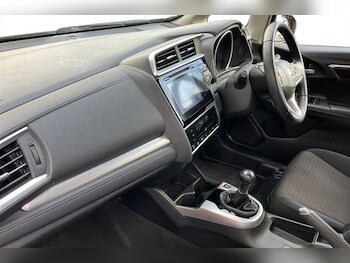 Used Honda Jazz 2018 for sale - 77972075: Photo