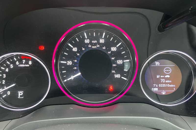Used Honda HR-V 2017 for sale - 77648437: Photo 11