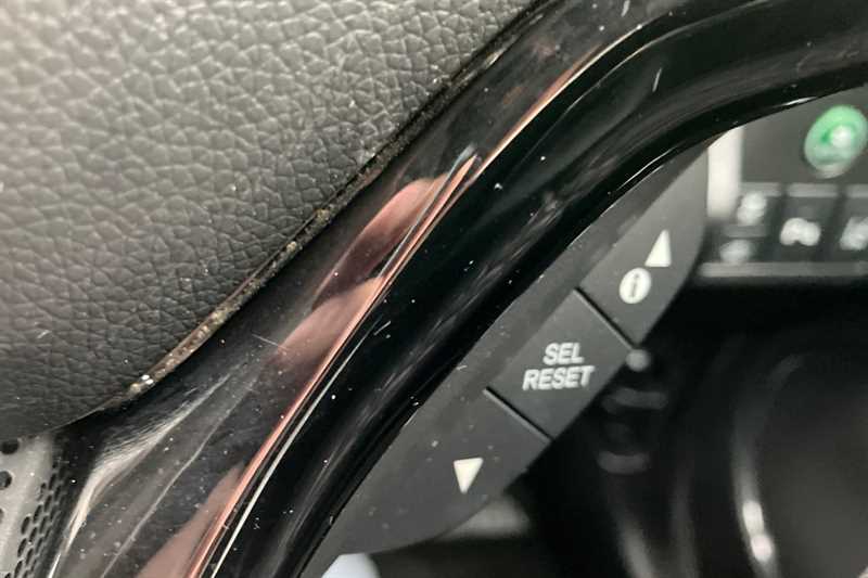 Used Honda HR-V 2017 for sale - 77648437: Photo 24