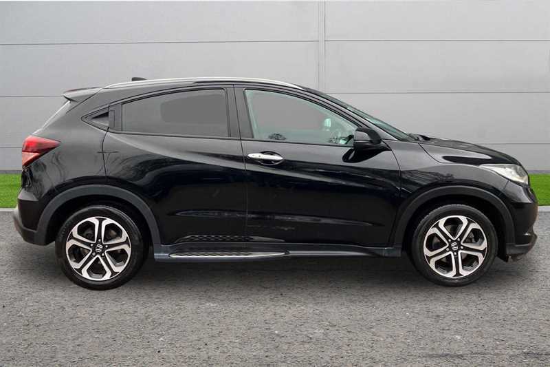 Used Honda HR-V 2017 for sale - 77648437: Photo 5