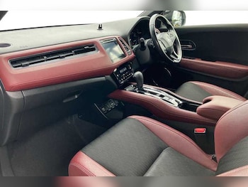 Used Honda HR-V 2019 for sale - 77795302: Photo