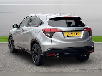 Used Honda HR-V 2019 for sale - 77795302: Photo