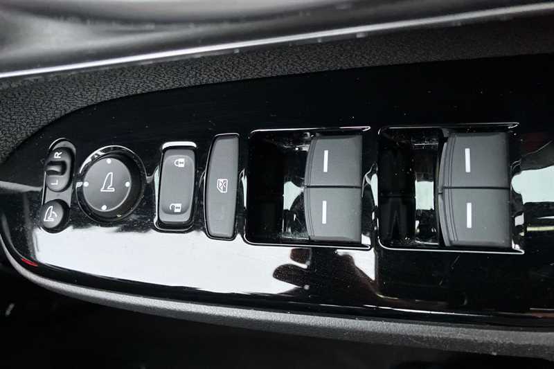 Used Honda CR-V 2020 for sale - 76842365: Photo 17