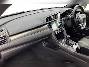 Used Honda Civic 2019 for sale - 75004067: Photo