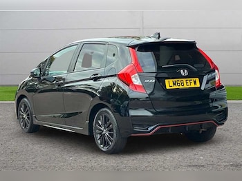 Used Honda Jazz 2018 for sale - 76169092: Photo 3