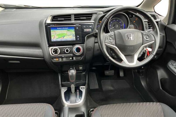 Used Honda Jazz 2018 for sale - 76169092: Photo 4