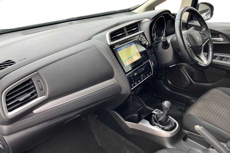 Used Honda Jazz 2019 for sale - 77614701: Photo 2