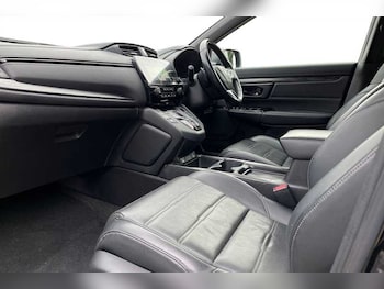 Used Honda CR-V 2021 for sale - 76889003: Photo